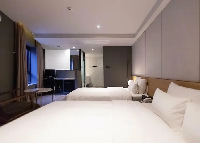 Brown-dot Hadan Hotel Busan