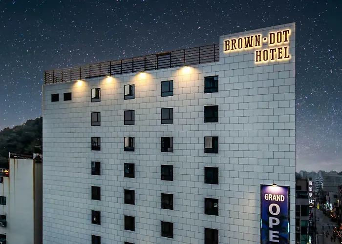 Hotel Brown-dot Hadan 2*